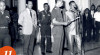 Foto Brigjen Soedharmono sedang membacakan laporan didampingi Pj. Presiden RI Jenderal Soeharto pada acara pengumuman re-dressing Kabinet Ampera di Istana Negara pada tanggal 11 Oktober 1967