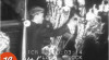 Cuplikan layar video pagelaran wayang golek dan wayang kulit saat kunjungan seniman wayang Belanda kepada Menteri Penerangan Budiarjo di Studio 5 RRI Jakarta, 19 Oktober 1972.